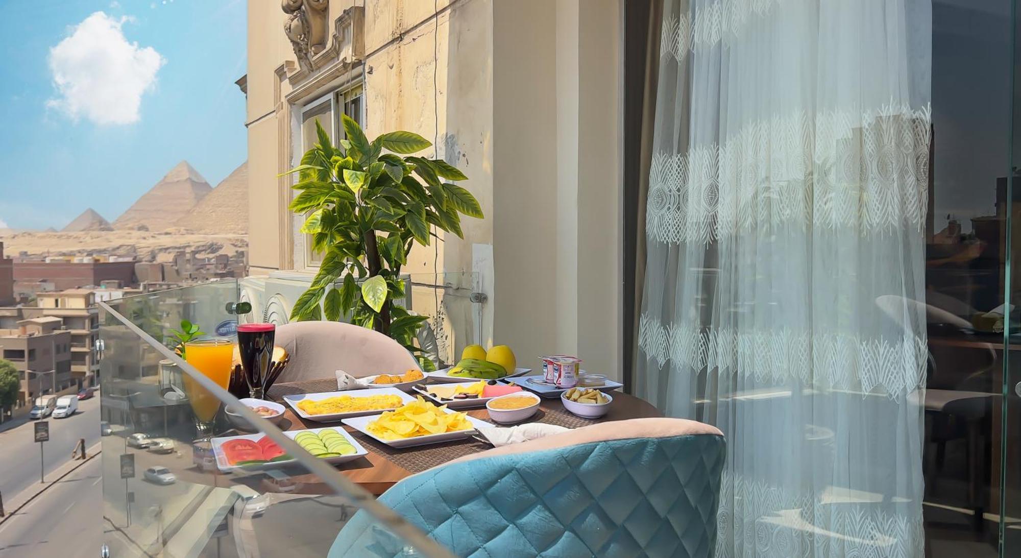 Imperial Pyramids Heights View Bed and Breakfast Nazlet el-Sîsi Εξωτερικό φωτογραφία