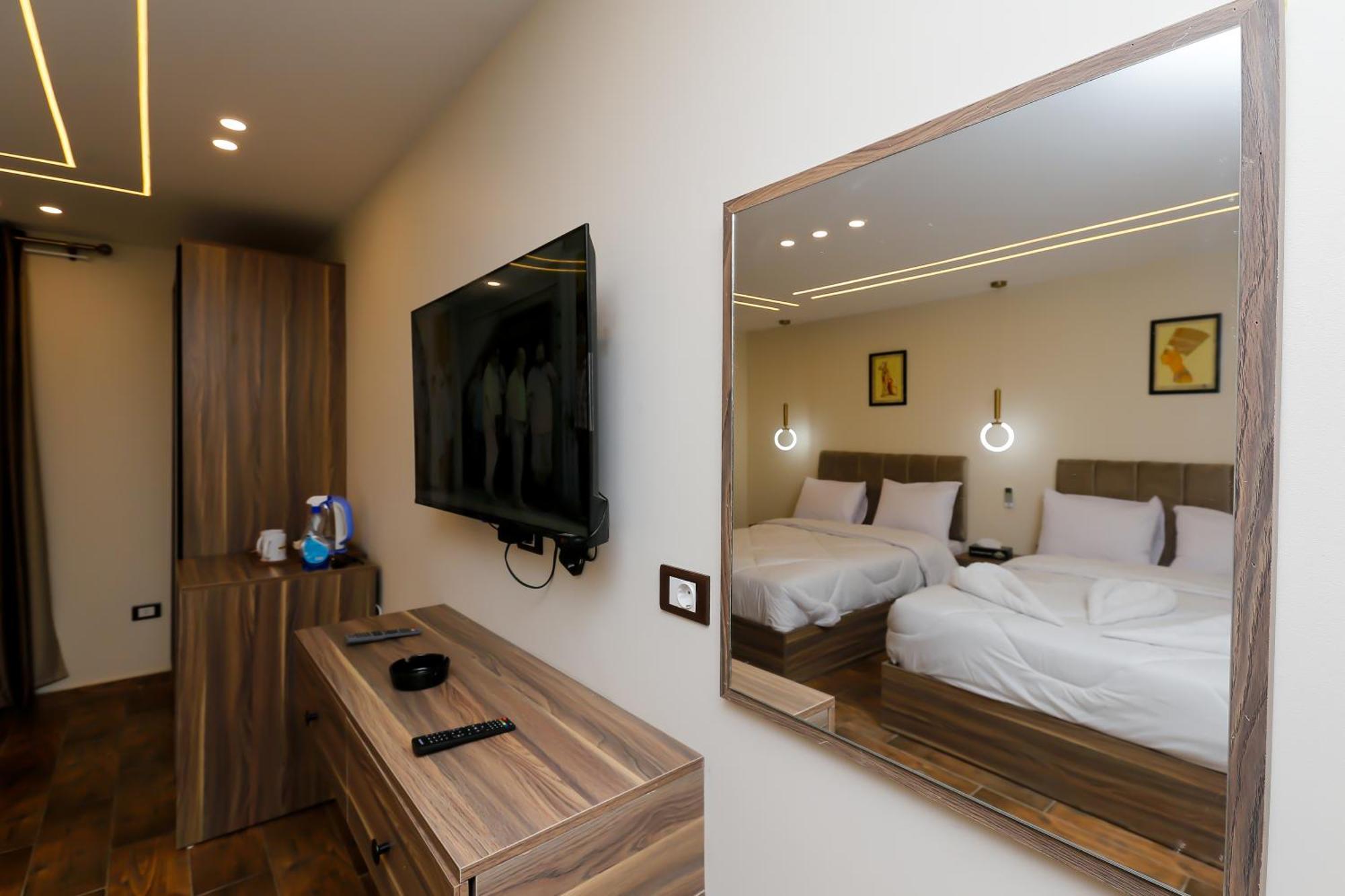 Imperial Pyramids Heights View Bed and Breakfast Nazlet el-Sîsi Εξωτερικό φωτογραφία
