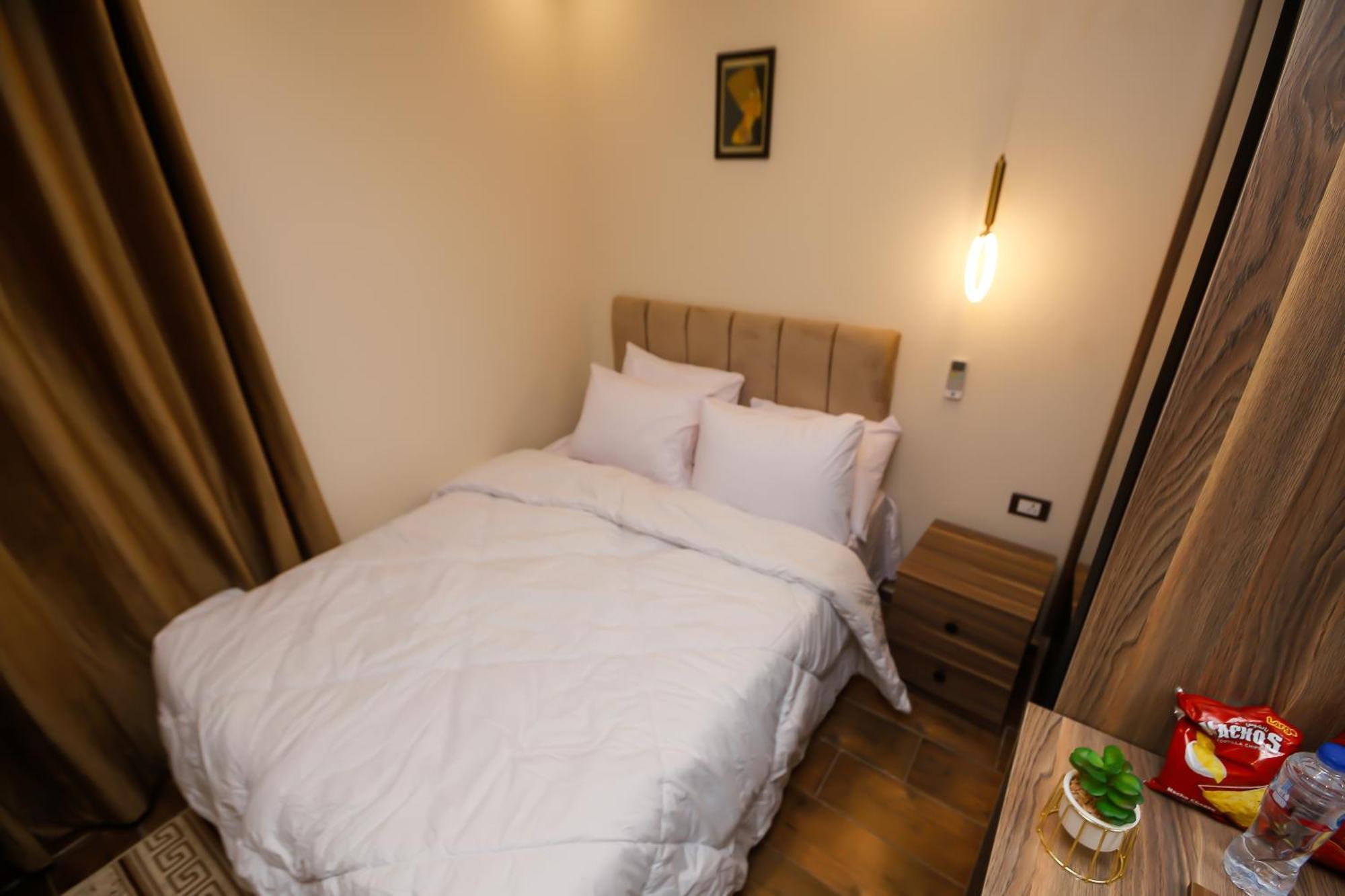 Imperial Pyramids Heights View Bed and Breakfast Nazlet el-Sîsi Εξωτερικό φωτογραφία