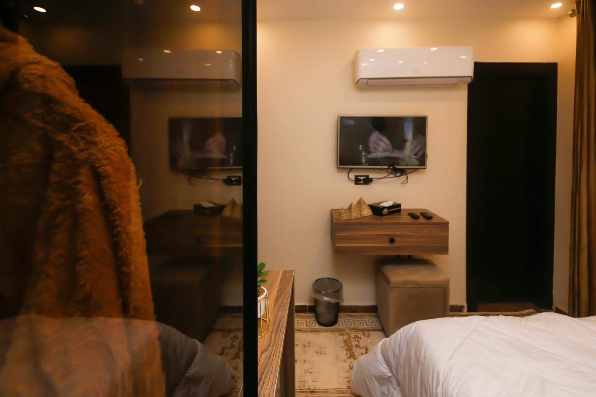 Imperial Pyramids Heights View Bed and Breakfast Nazlet el-Sîsi Εξωτερικό φωτογραφία