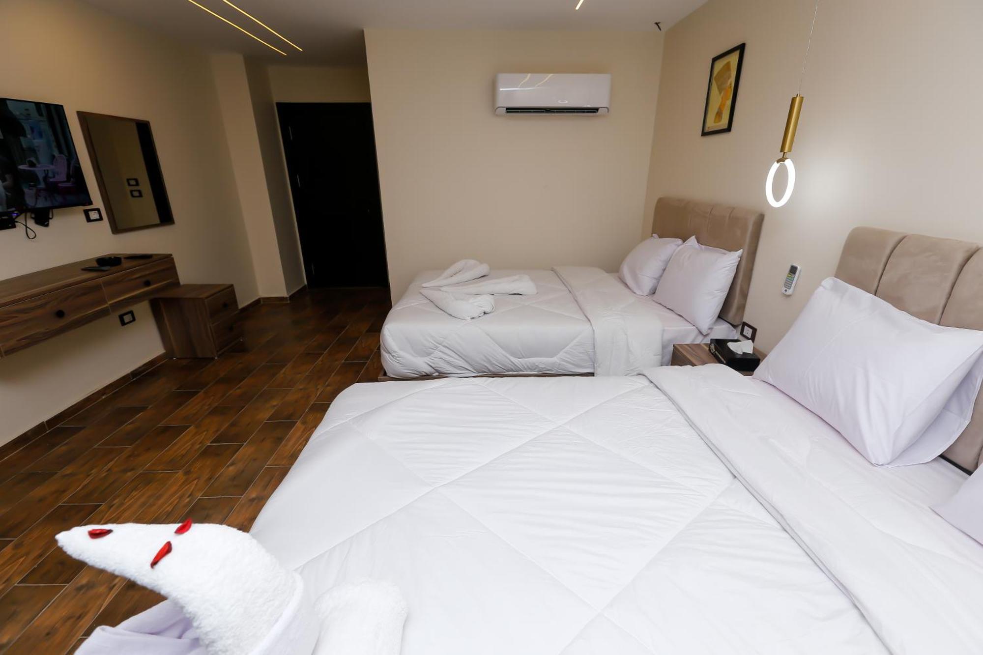 Imperial Pyramids Heights View Bed and Breakfast Nazlet el-Sîsi Εξωτερικό φωτογραφία