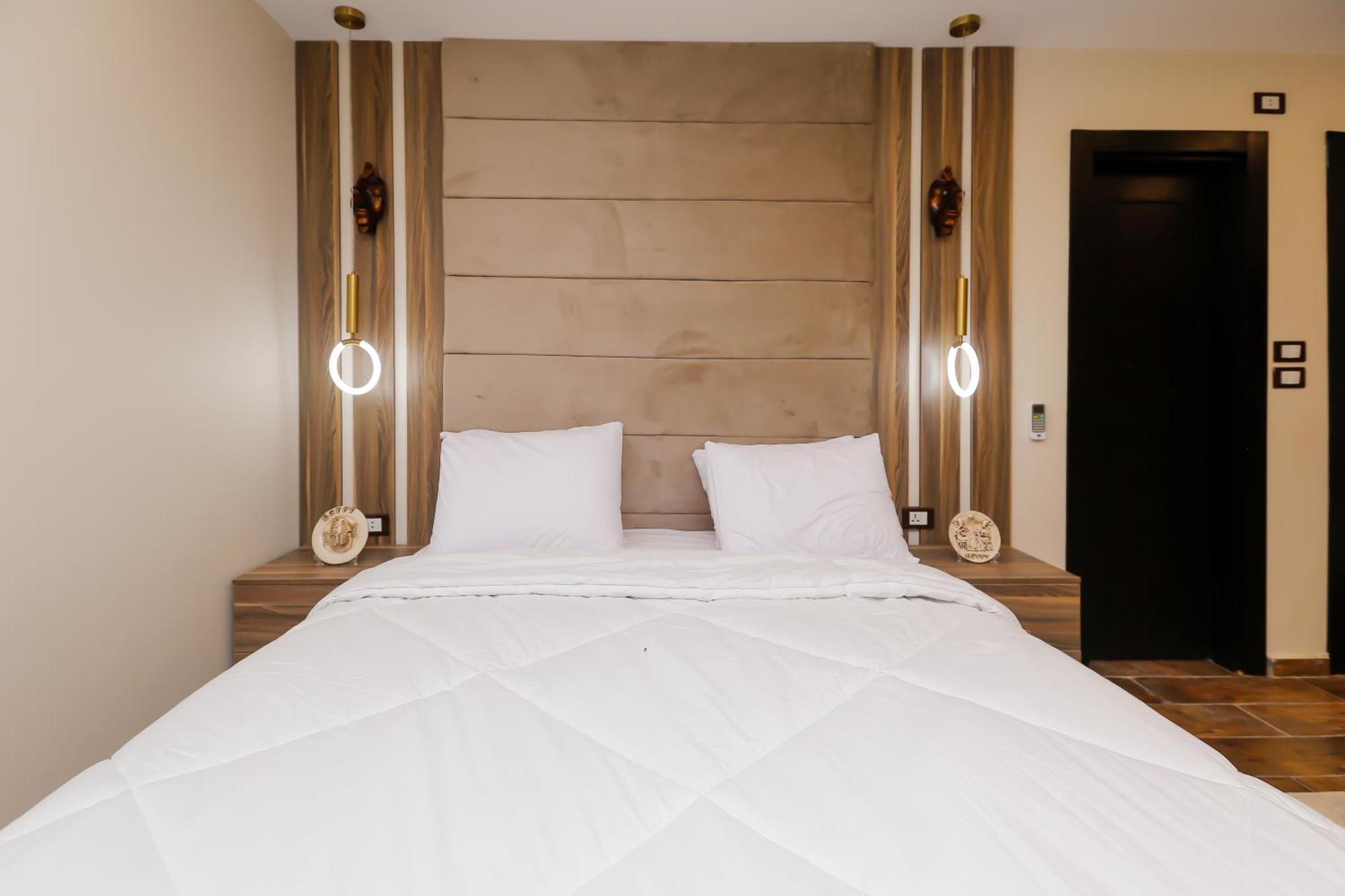 Imperial Pyramids Heights View Bed and Breakfast Nazlet el-Sîsi Εξωτερικό φωτογραφία