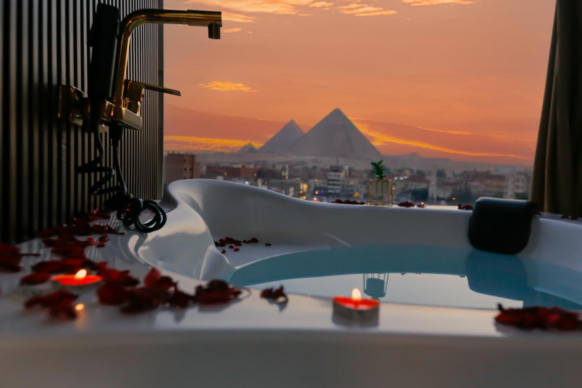 Imperial Pyramids Heights View Bed and Breakfast Nazlet el-Sîsi Εξωτερικό φωτογραφία