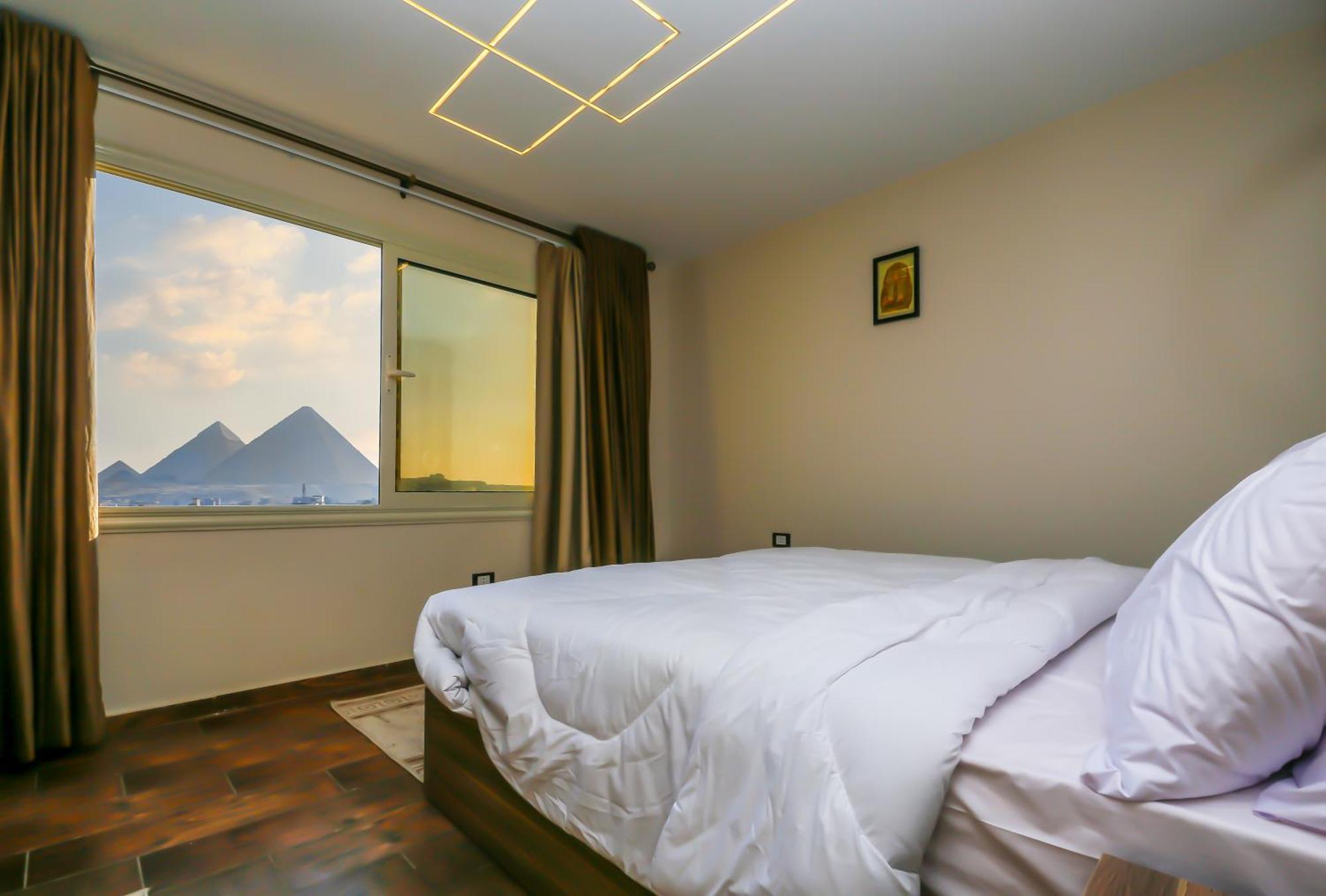 Imperial Pyramids Heights View Bed and Breakfast Nazlet el-Sîsi Εξωτερικό φωτογραφία